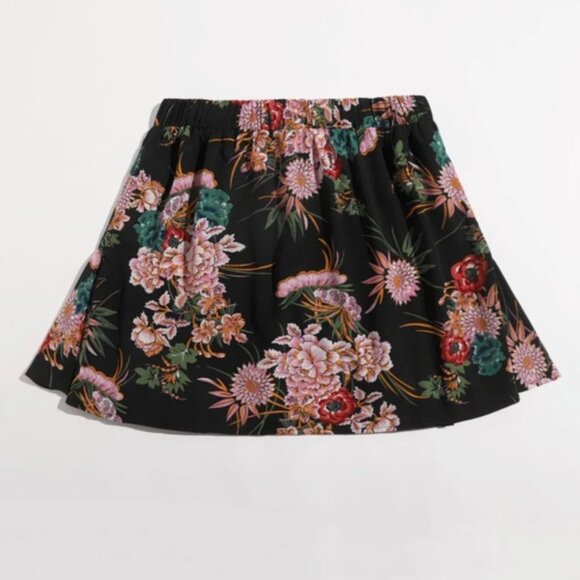 Black Floral Mini Skirt 1XL - Picture 1 of 9